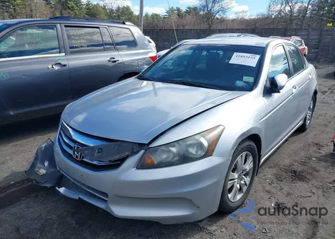 2011 Honda Accord 2.4 Lx-P z USA, uszkodzony, nr VIN 1HGCP2F44BA057976